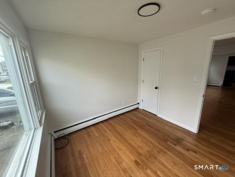 188 Edna Avenue Bridgeport CT 06610