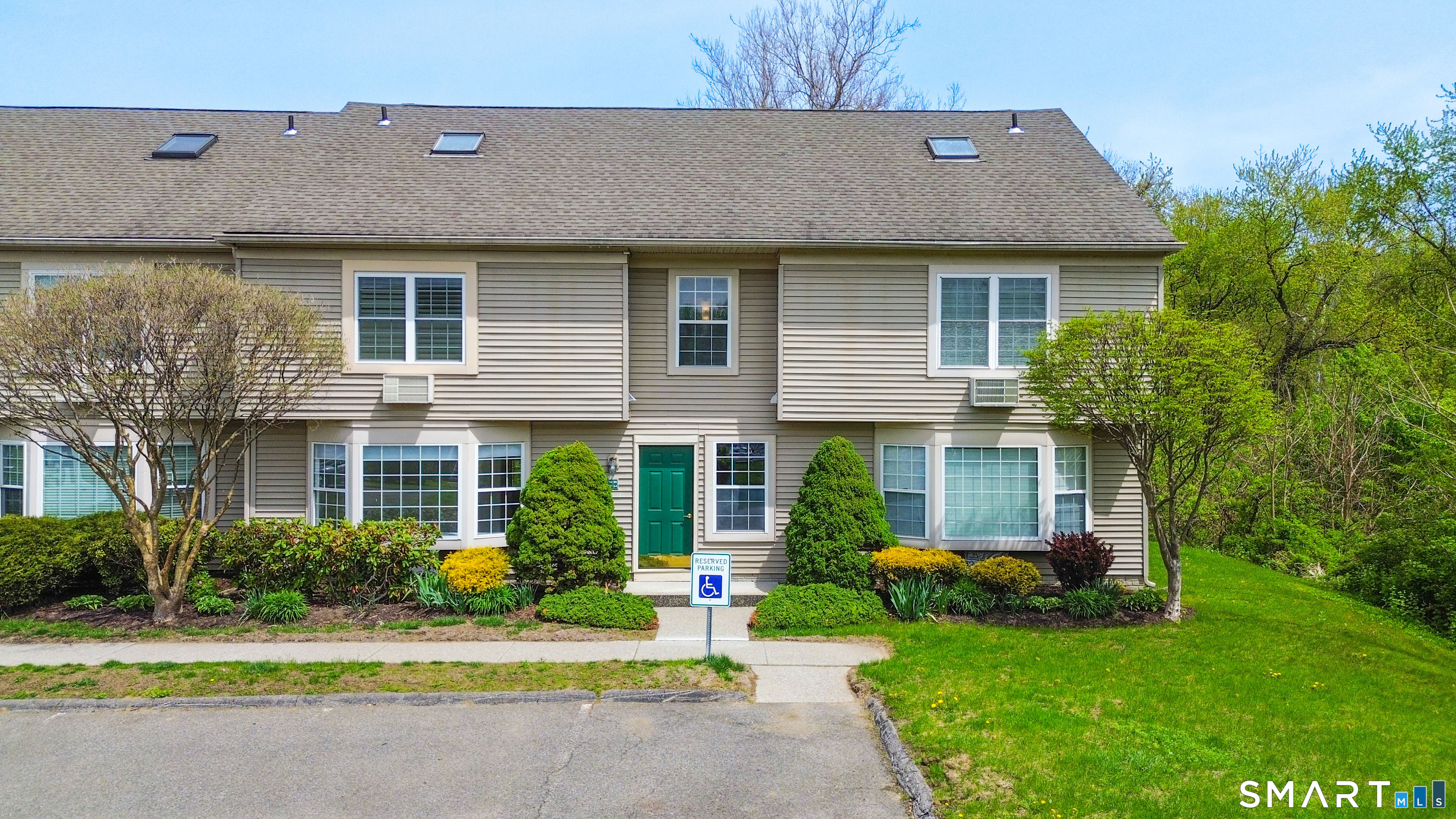 63 Glen Ridge Court New Milford CT 06776