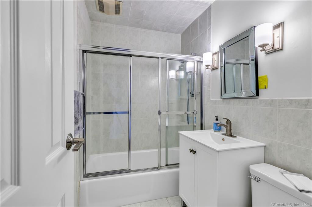 245 Unquowa Road Fairfield CT 06824
