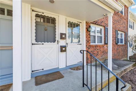 245 Unquowa Road Fairfield CT 06824