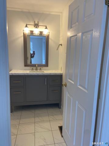 4 Mckendry Court Norwalk CT 06853