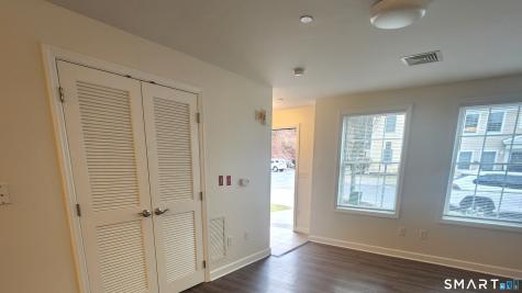 66 Stoneridge Circle Stamford CT 06902