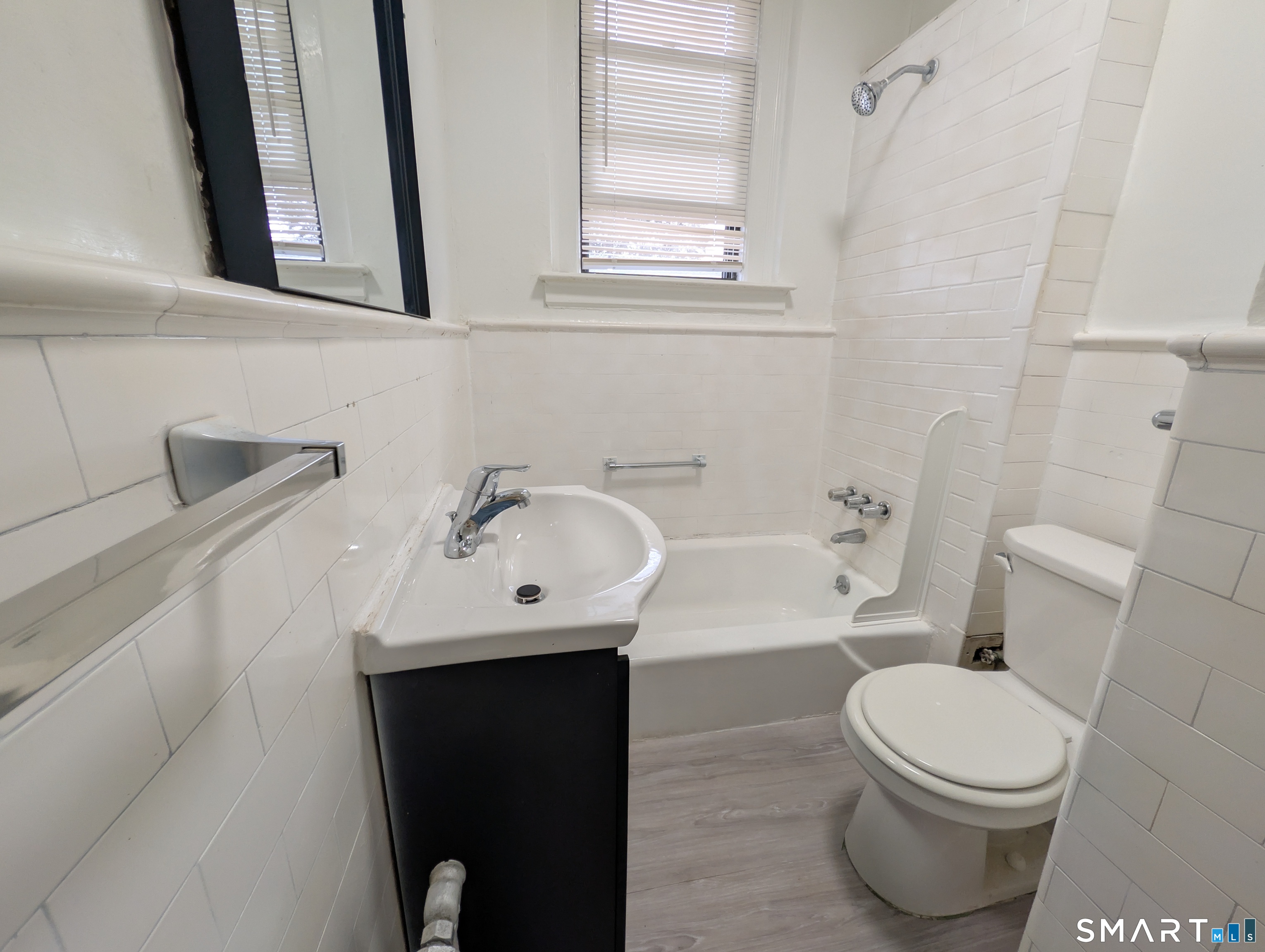 43 Granite Street New London CT 06320