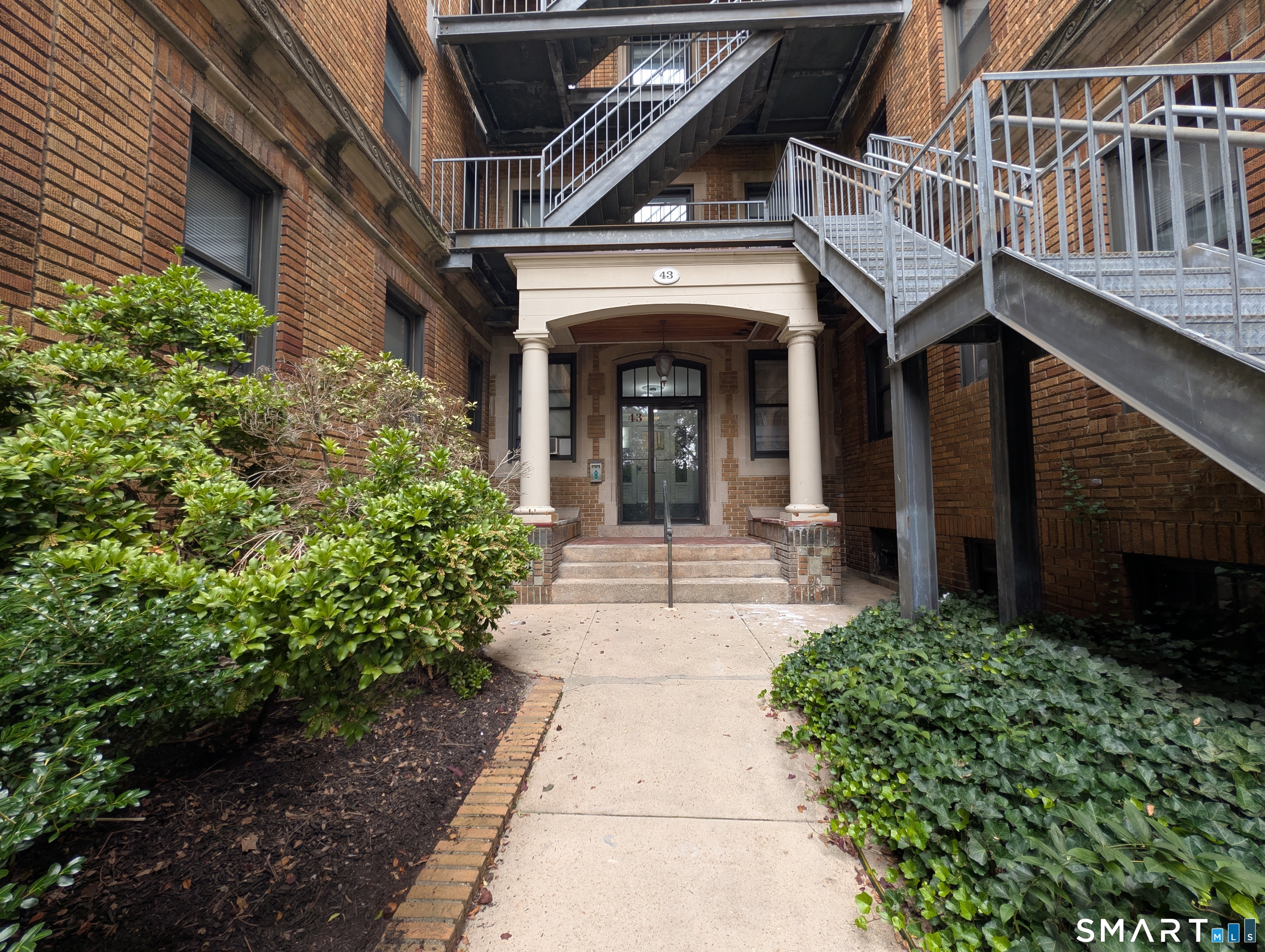 43 Granite Street New London CT 06320