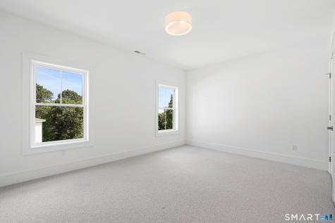 15,Unit #15 Damia Drive Danbury CT 06811