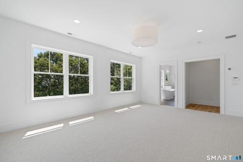 15,Unit #15 Damia Drive Danbury CT 06811