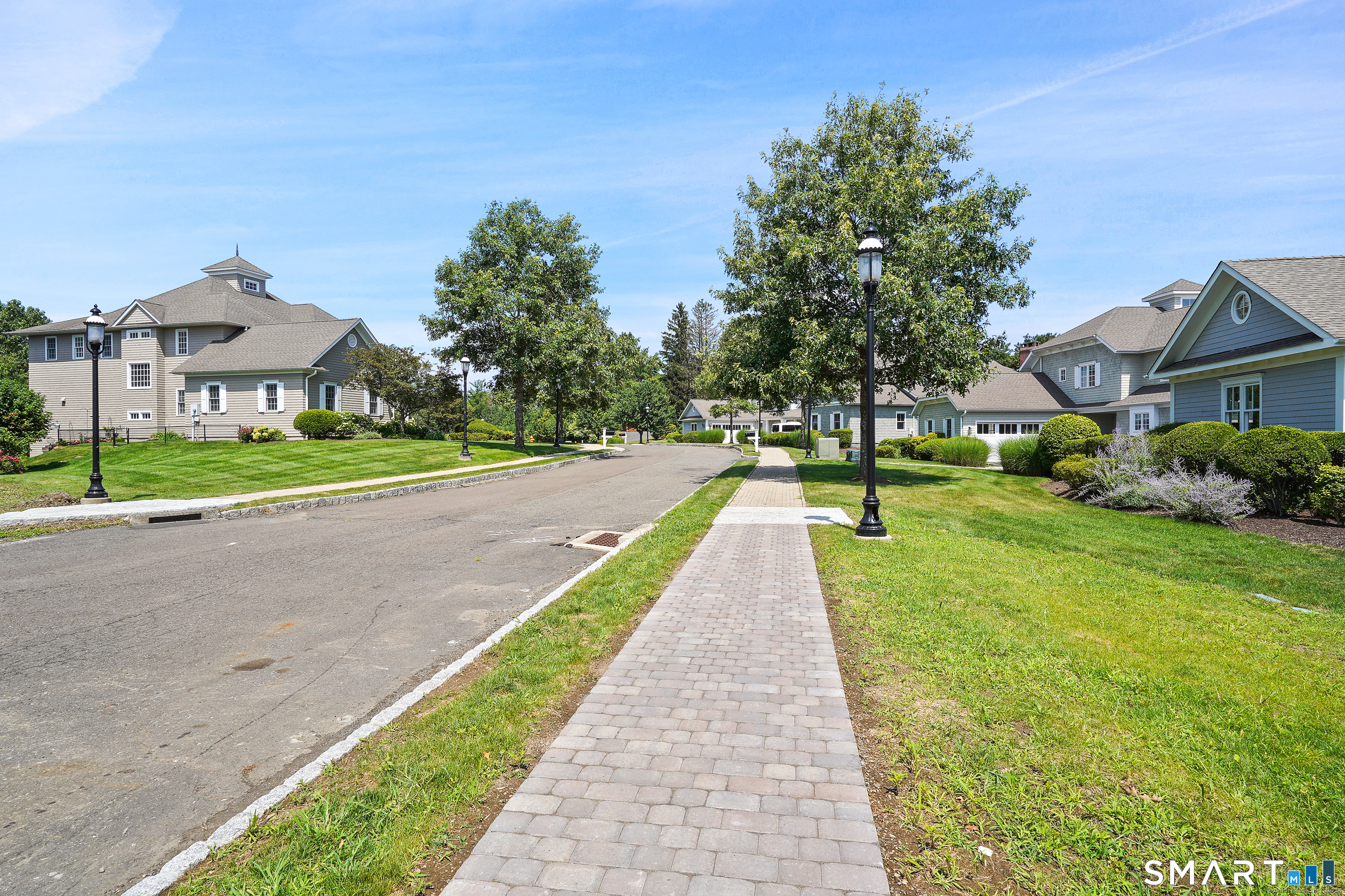 15,Unit #15 Damia Drive Danbury CT 06811