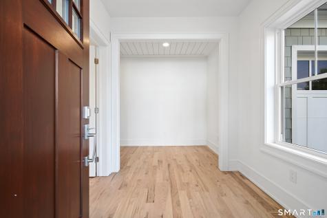 15,Unit #15 Damia Drive Danbury CT 06811