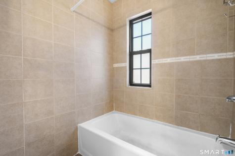 28 Lawrence Street Hartford CT 06106
