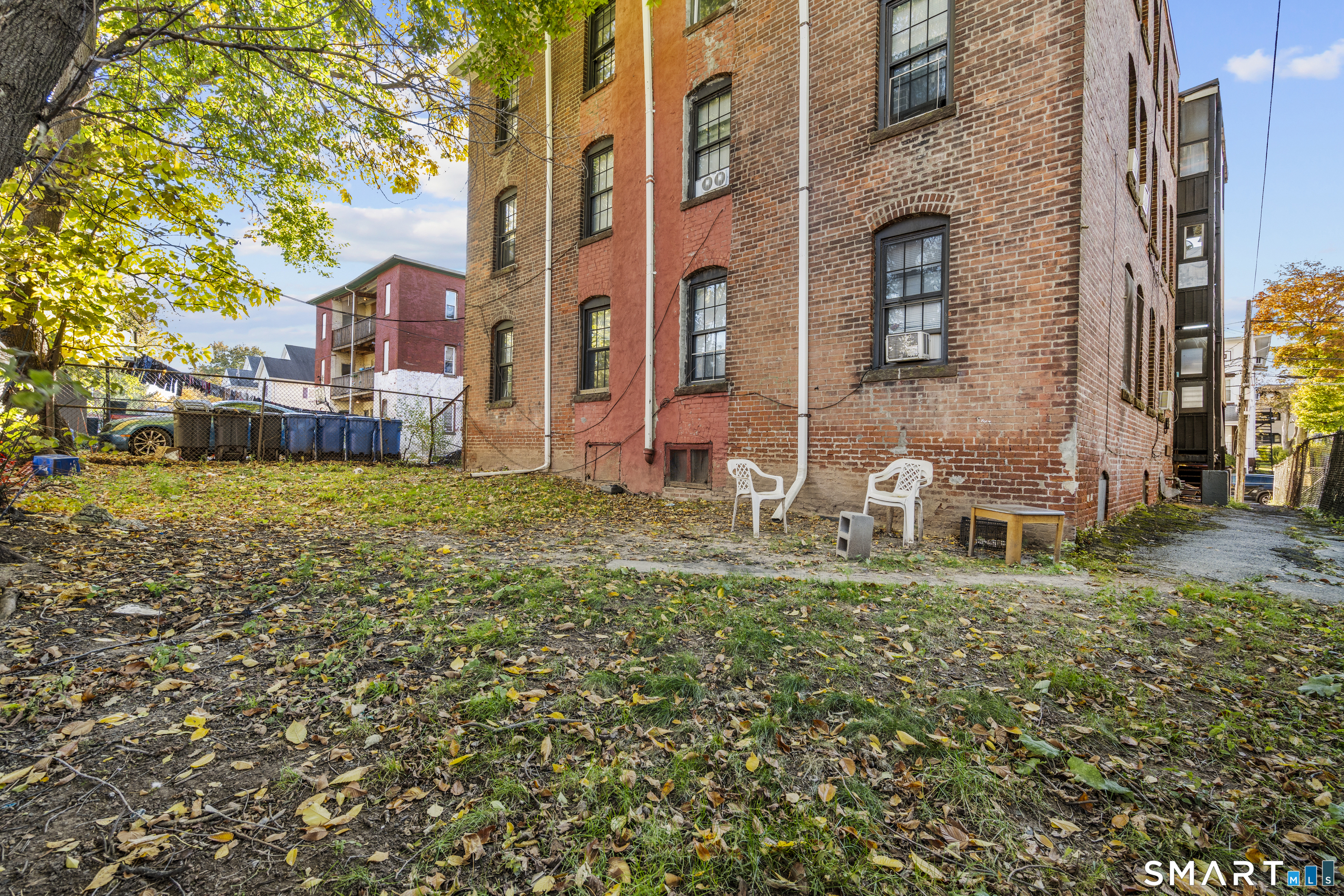 28 Lawrence Street Hartford CT 06106