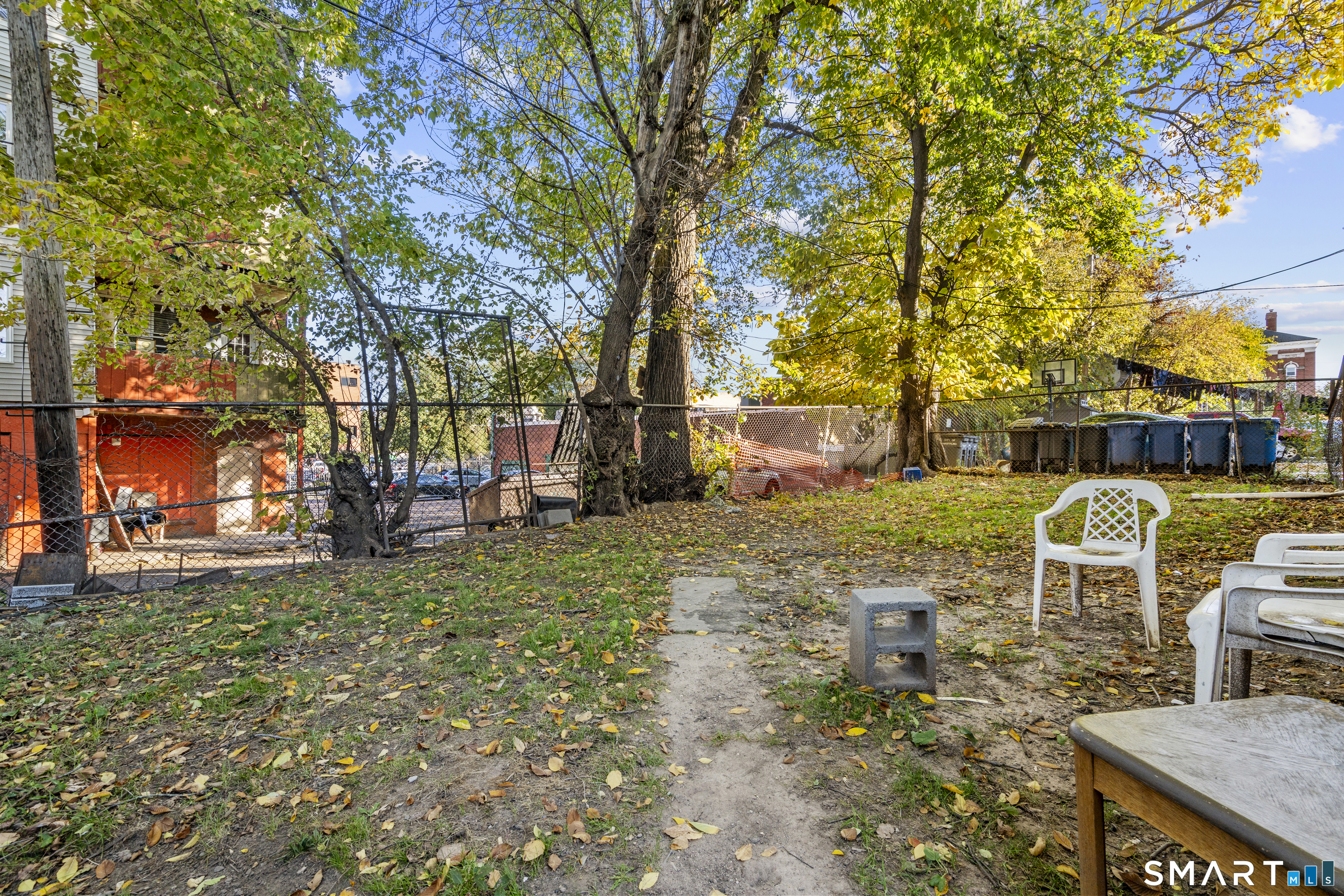 28 Lawrence Street Hartford CT 06106