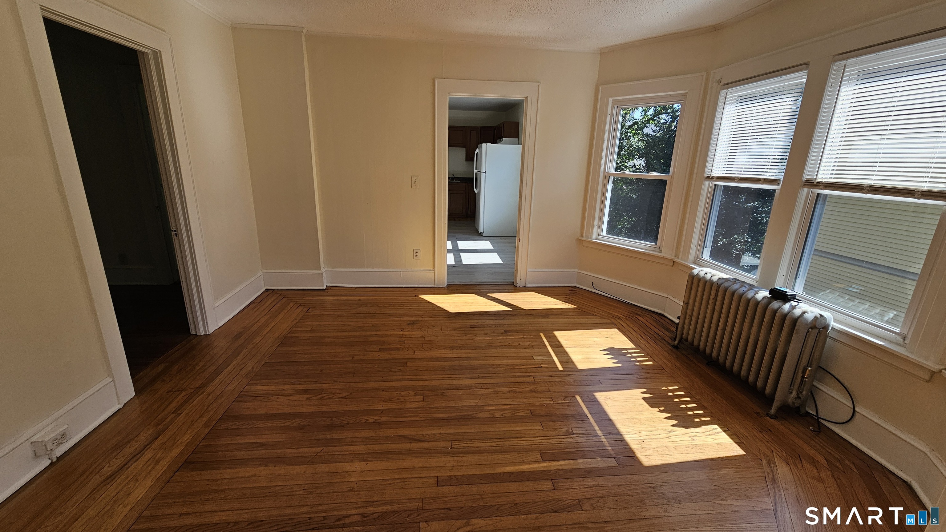 15 Bragaw Street New London CT 06320
