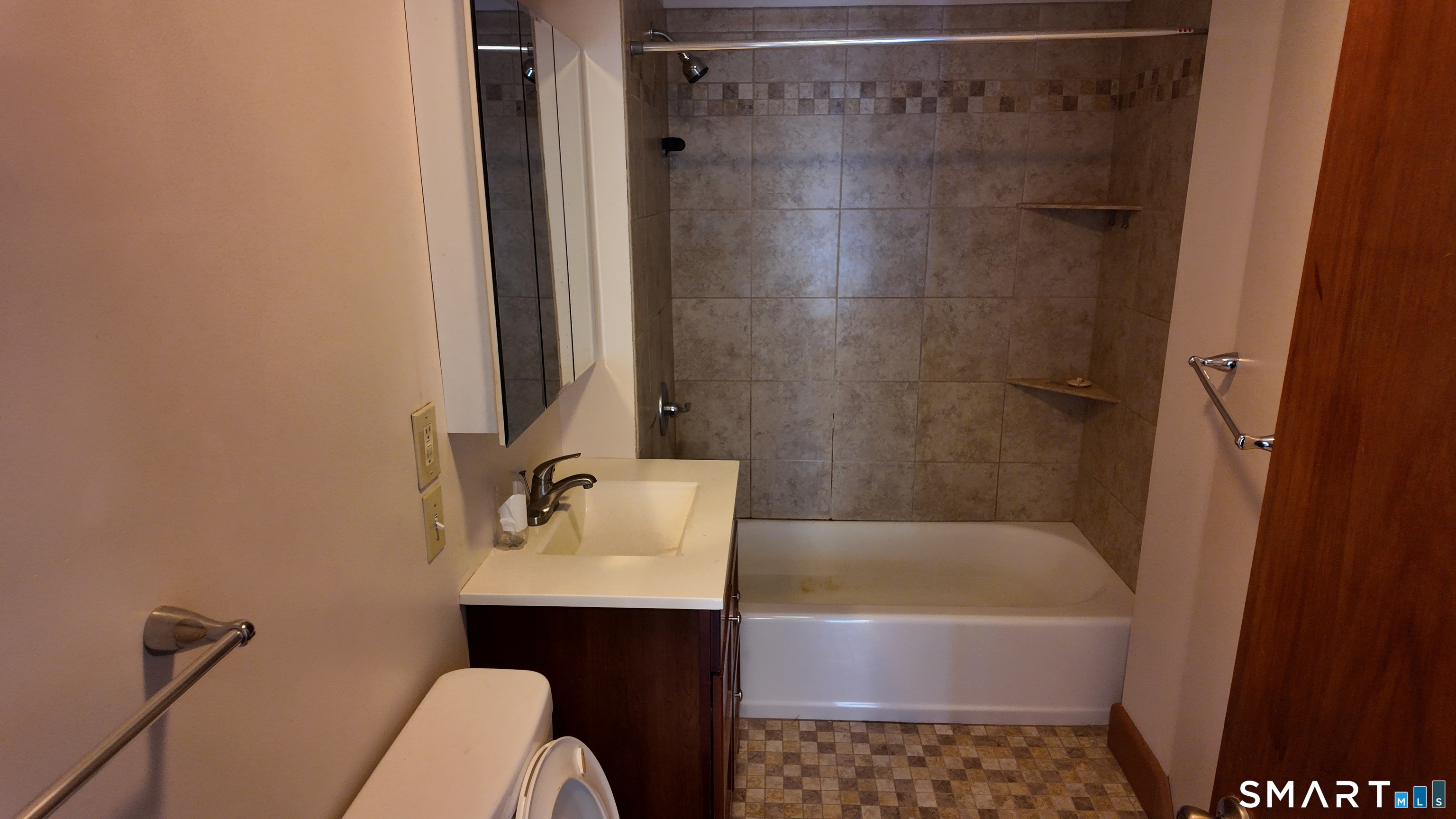 1-3 Hull Street Shelton CT 06484