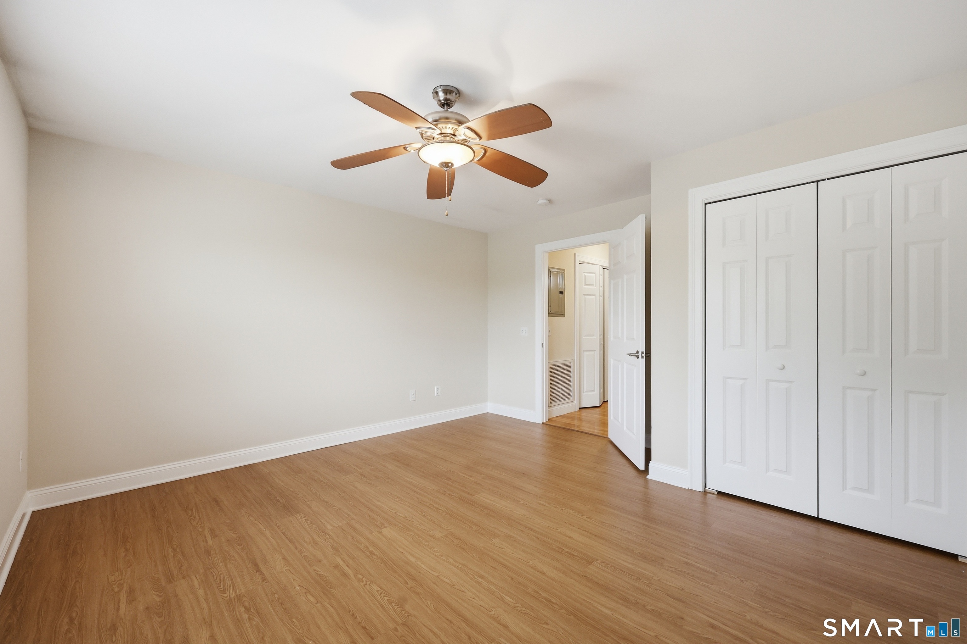 24 Hartford Corners Salem CT 06452