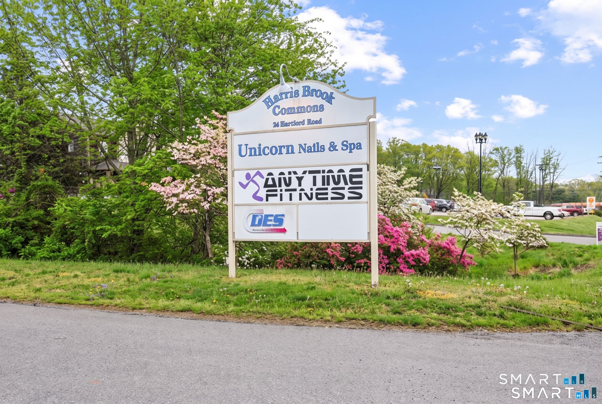 24 Hartford Corners Salem CT 06452