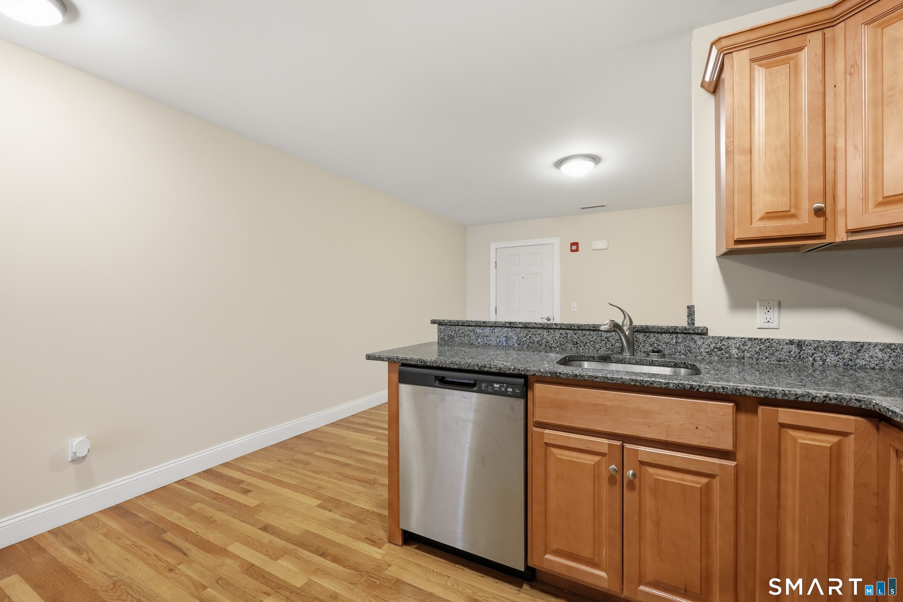 24 Hartford Corners Salem CT 06452