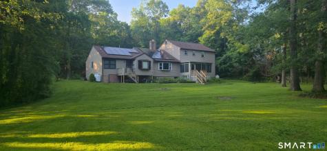 61 Punkup Road Oxford CT 06478