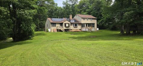 61 Punkup Road Oxford CT 06478