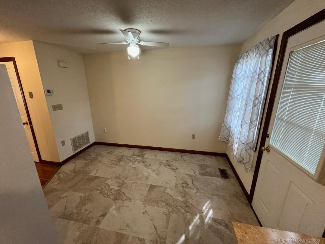 269 Oakland Street Manchester CT 06042