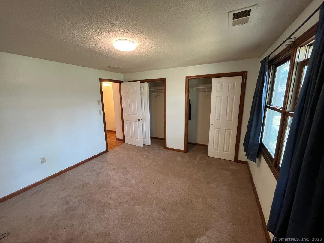 269 Oakland Street Manchester CT 06042