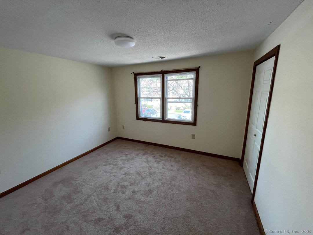 269 Oakland Street Manchester CT 06042