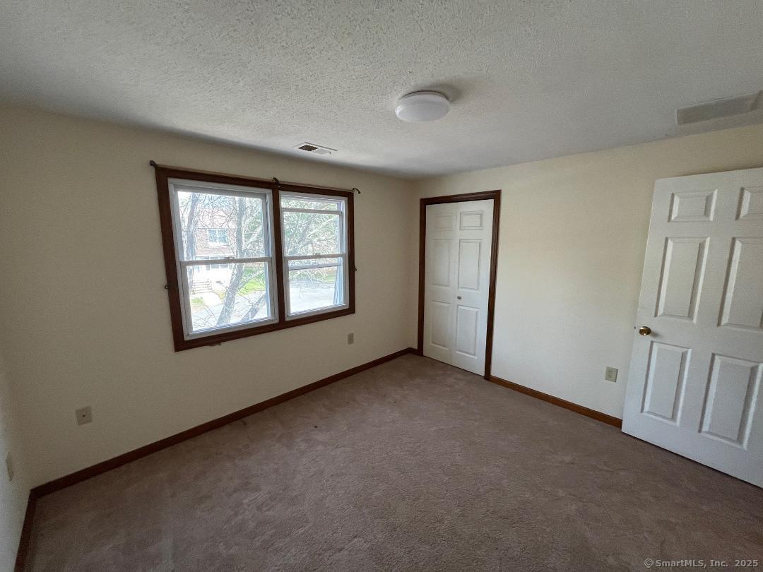 269 Oakland Street Manchester CT 06042