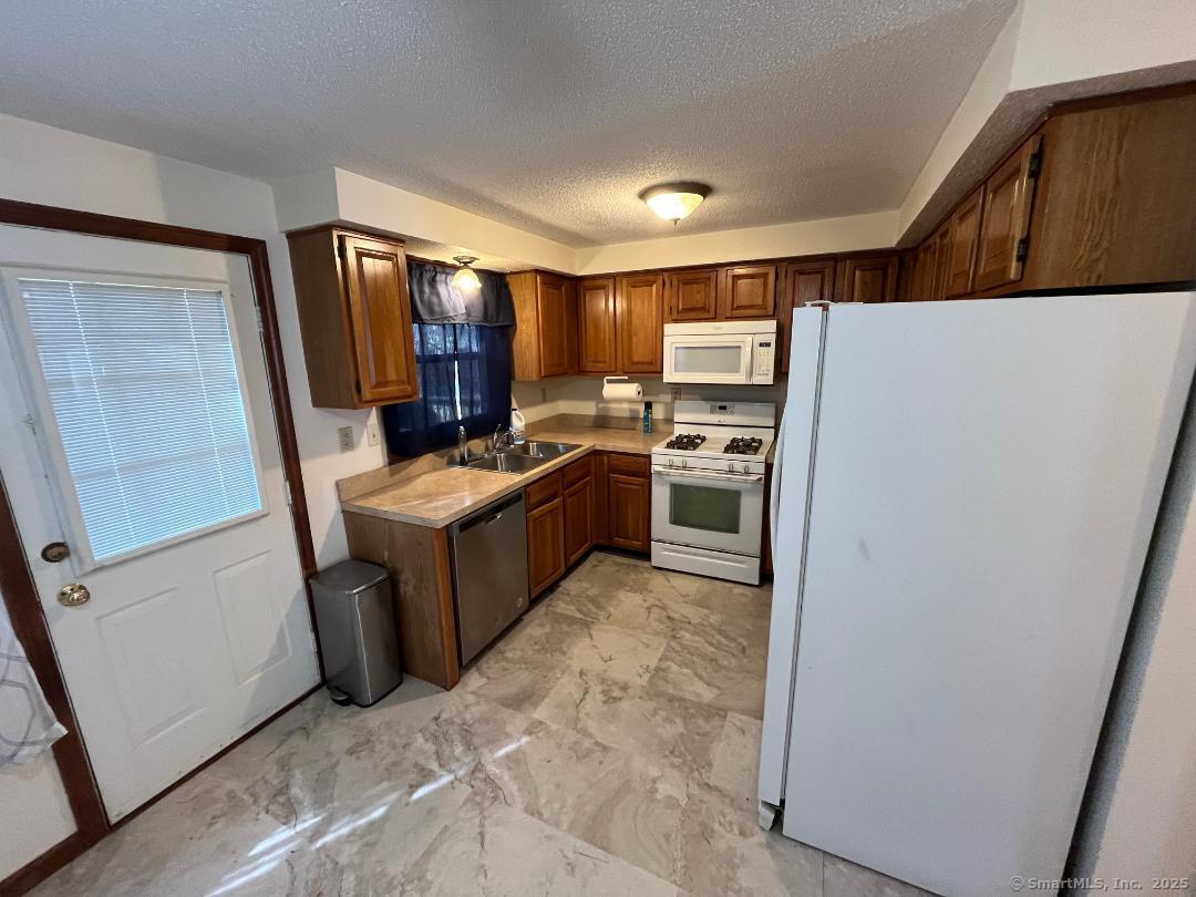 269 Oakland Street Manchester CT 06042