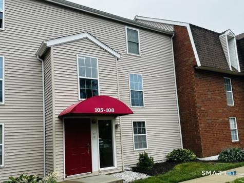 106 Heather Ridge Shelton CT 06484