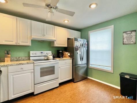 106 Heather Ridge Shelton CT 06484