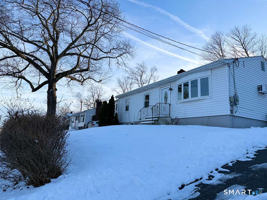 7 Beechwood Drive Danbury CT 06810