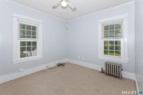 9 Floral Avenue Thompson CT 06255