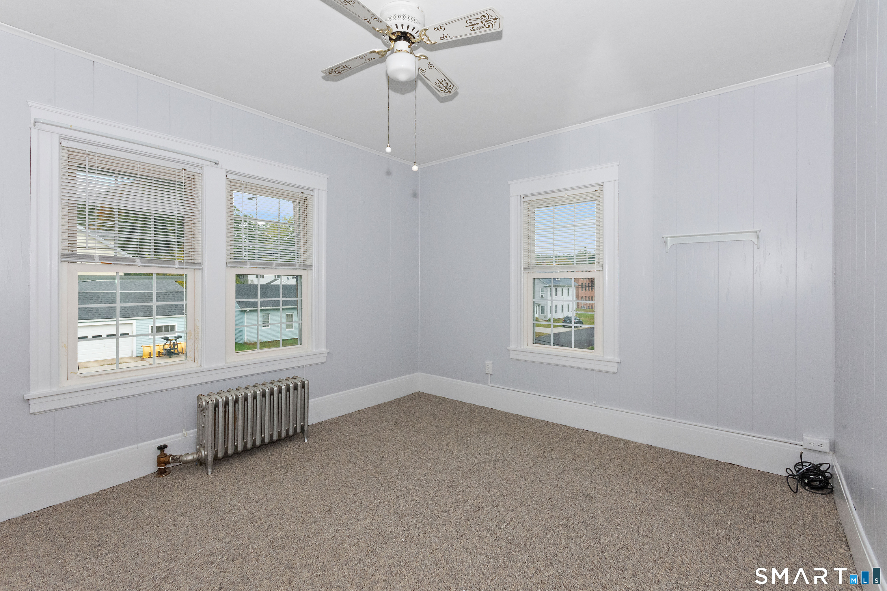 9 Floral Avenue Thompson CT 06255
