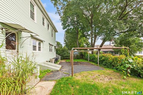 9 Floral Avenue Thompson CT 06255