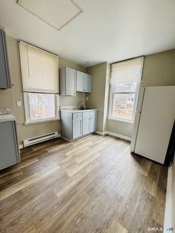 124 Meriden Road Waterbury CT 06705