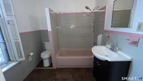 49 Edgewood Way New Haven CT 06515