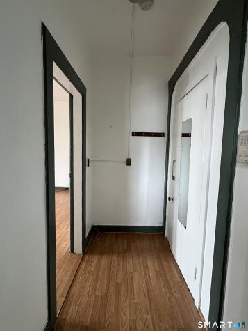 49 Edgewood Way New Haven CT 06515