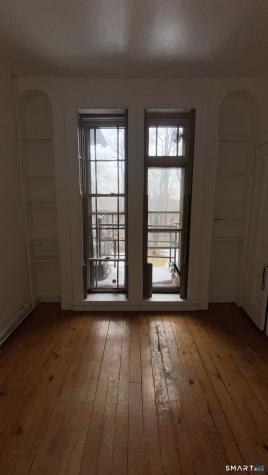 49 Edgewood Way New Haven CT 06515