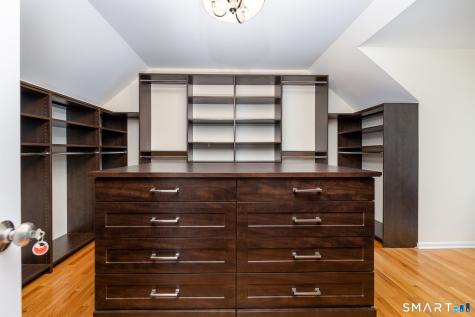 11 Silo Hill Madison CT 06443