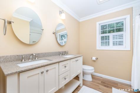 11 Silo Hill Madison CT 06443
