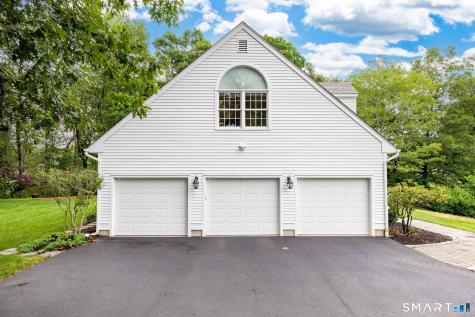11 Silo Hill Madison CT 06443