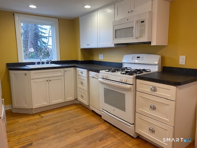 152 Lenox Street New Haven CT 06513