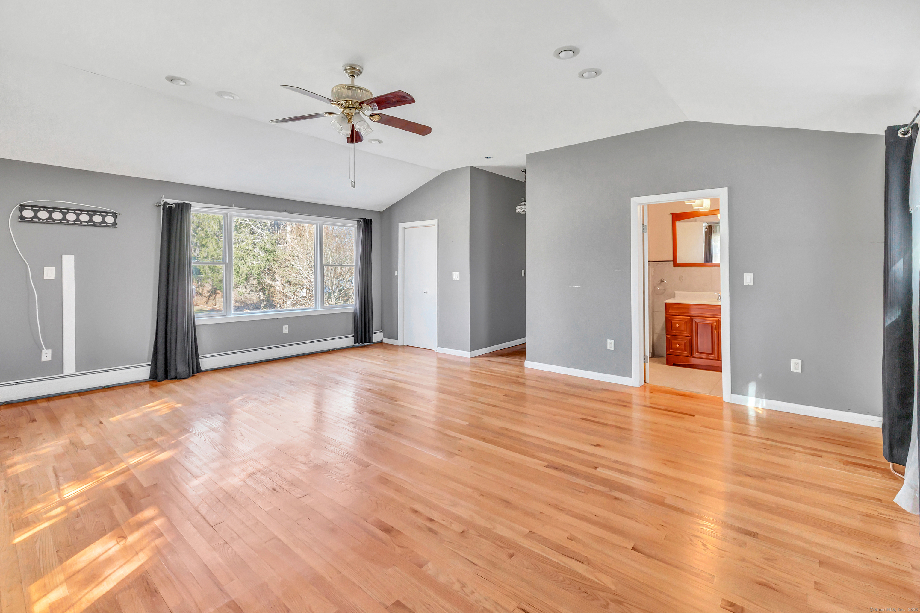 49 Sunrise Circle Shelton CT 06484