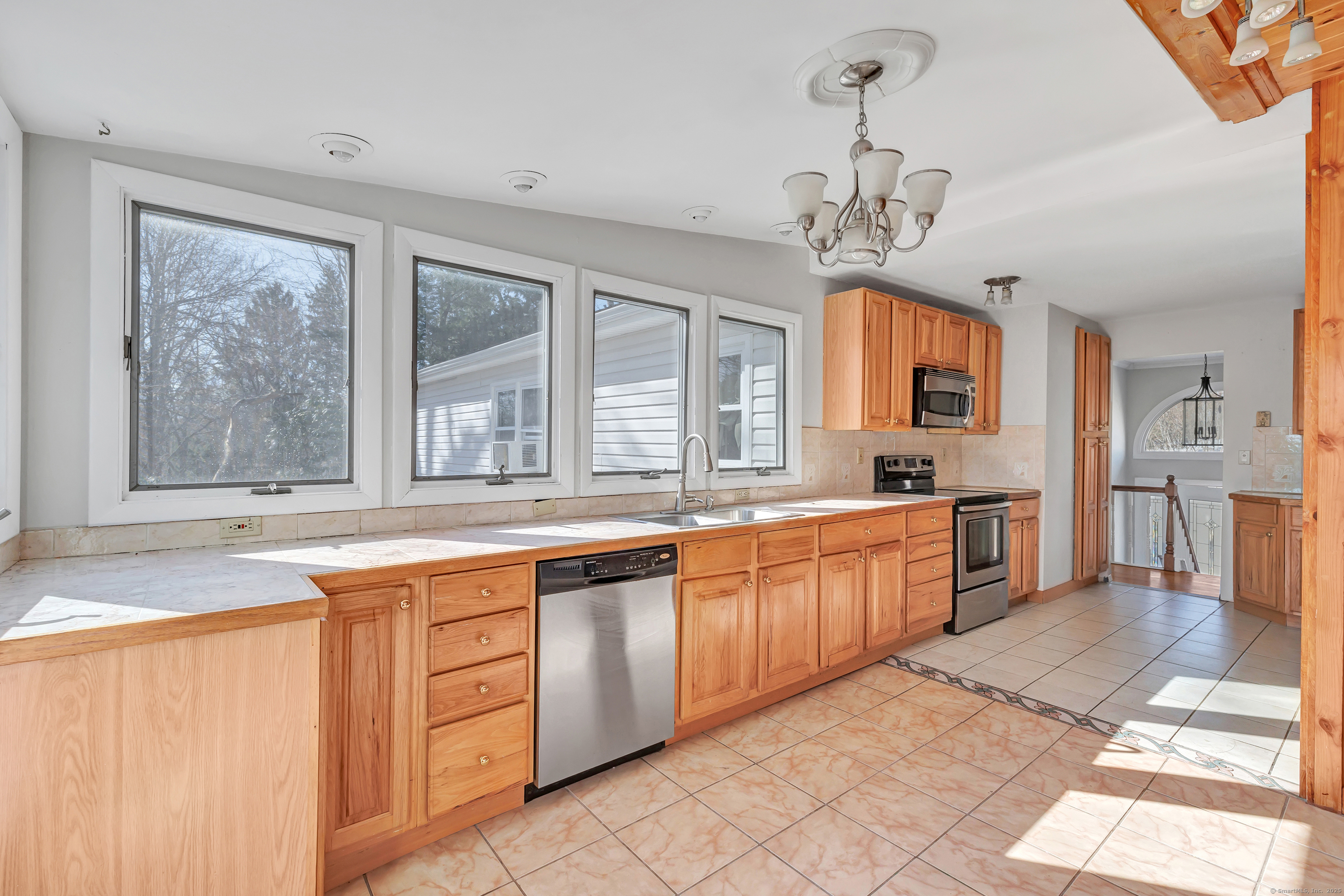 49 Sunrise Circle Shelton CT 06484