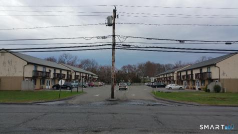 1462 Meriden Road Waterbury CT 06705