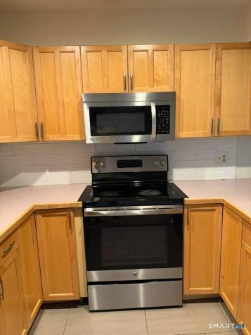 75 Leslie Road Bridgeport CT 06606