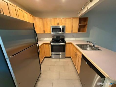 75 Leslie Road Bridgeport CT 06606