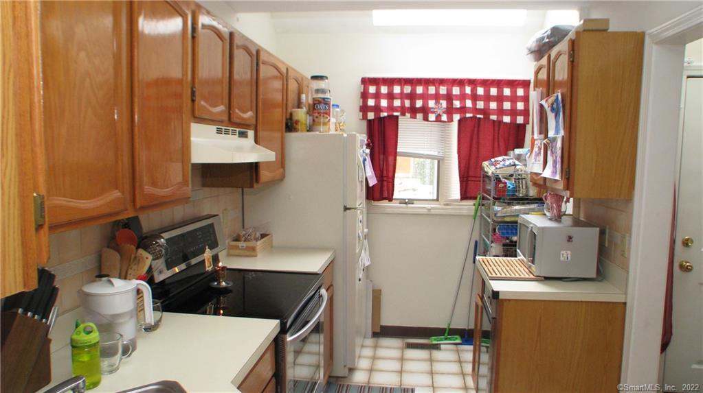 144 Courtyard Lane Mansfield CT 06268