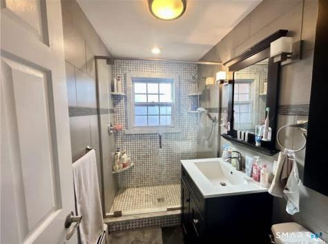 6 Grandview Drive Farmington CT 06032