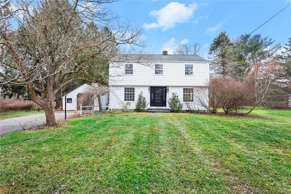 697 Sport Hill Road Easton CT 06612