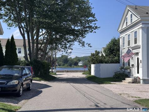 7 Forsyth Street Stonington CT 06355